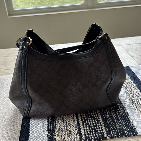 Coach purse - Picture 3 of 7